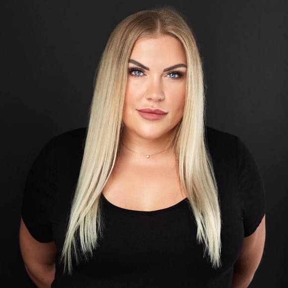 Meet your Posher, Jessica - Picture 1 of 1